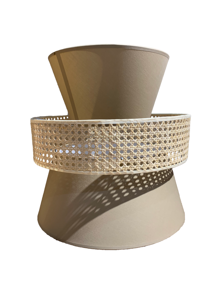 Abat-jour Teto Tijolo Cónico Bege C/  Meio Rattan C/ Suporte Dourado