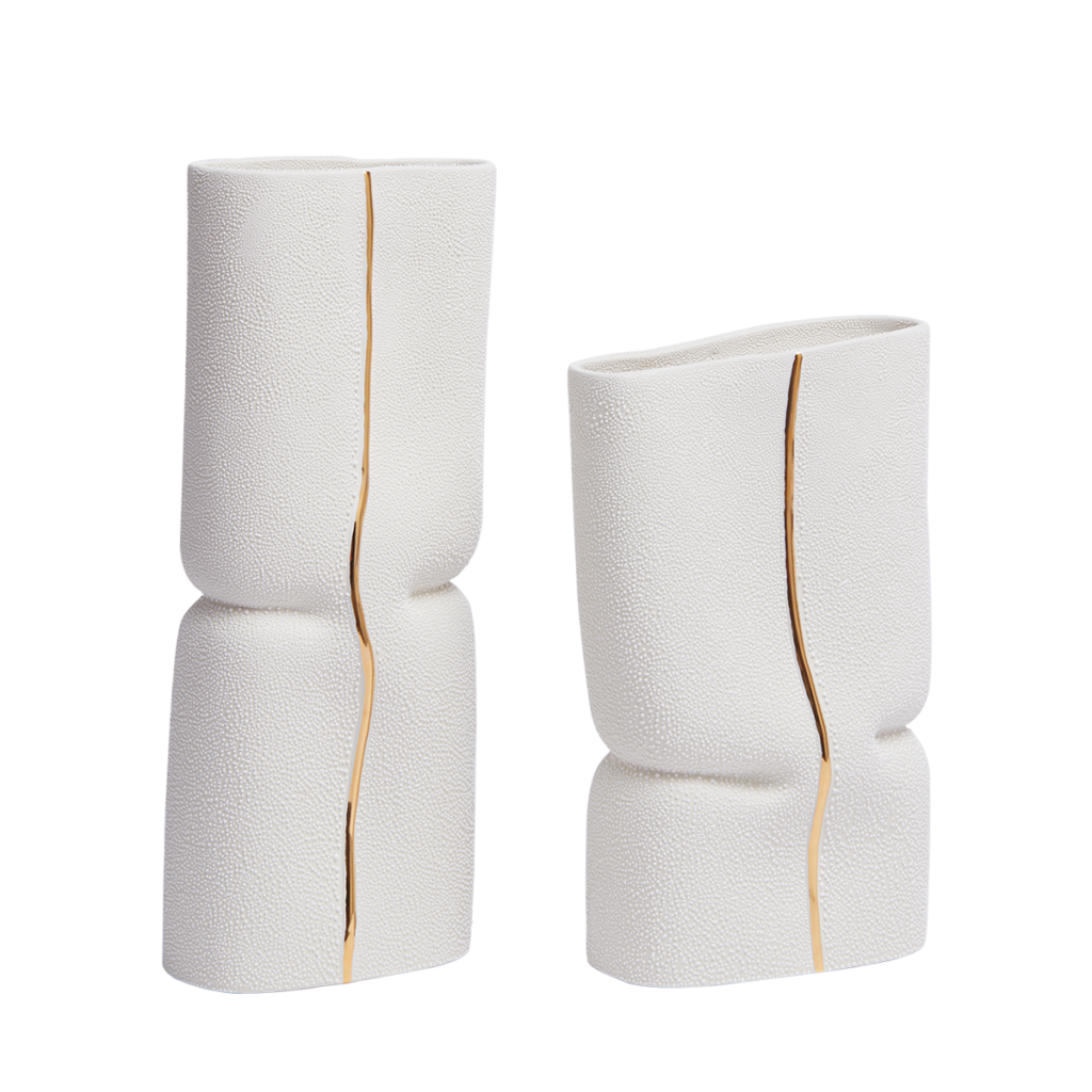 Jarra Branca Irregular Com Friso Dourado